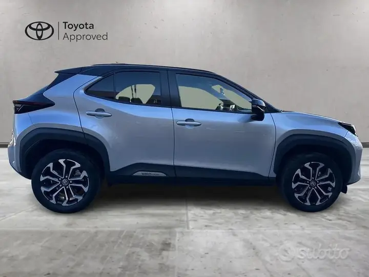 Toyota Yaris Cross 2023 photo 4