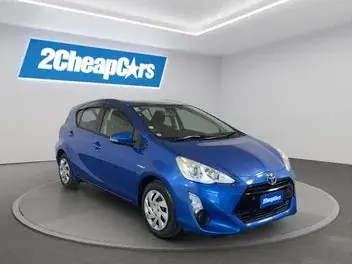Toyota Aqua 2014 photo 4