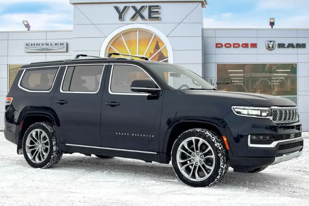 Jeep Grand Wagoneer 2023 photo 3