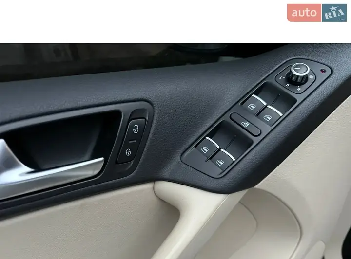 Volkswagen Tiguan 2013 photo 4