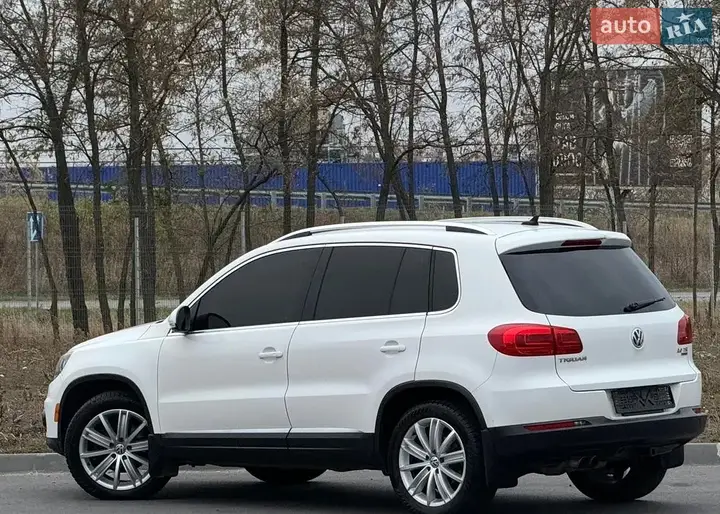 Volkswagen Tiguan 2013 photo 2