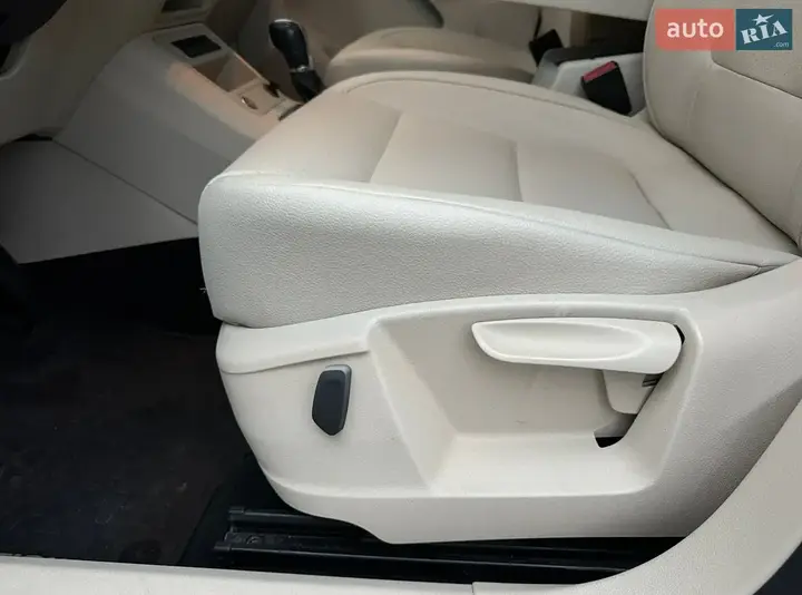 Volkswagen Tiguan 2013 photo 3