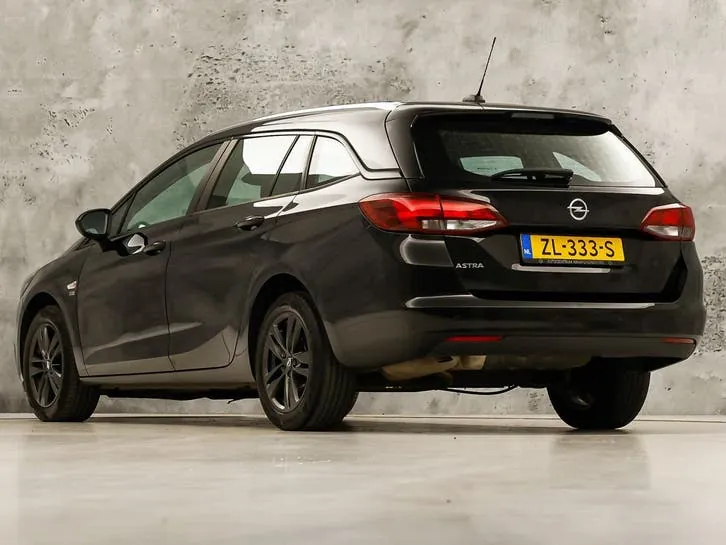 Opel Astra 2019 photo 3