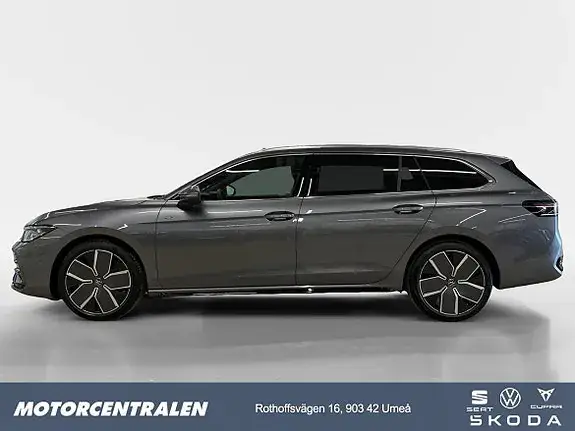 Volkswagen Passat 2026 photo 2