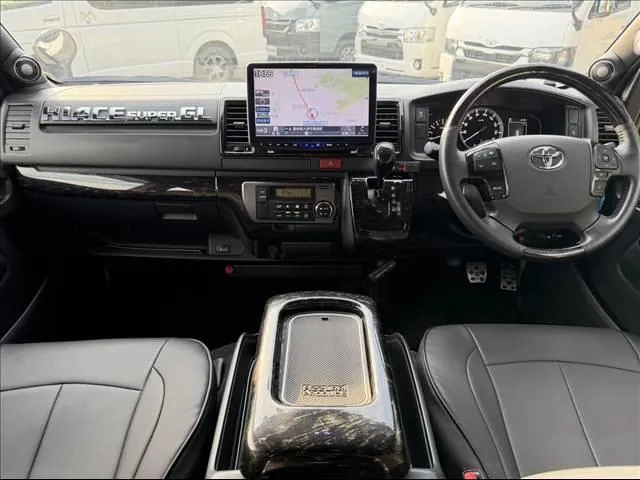 Toyota Hiace Gl 2023 photo 4
