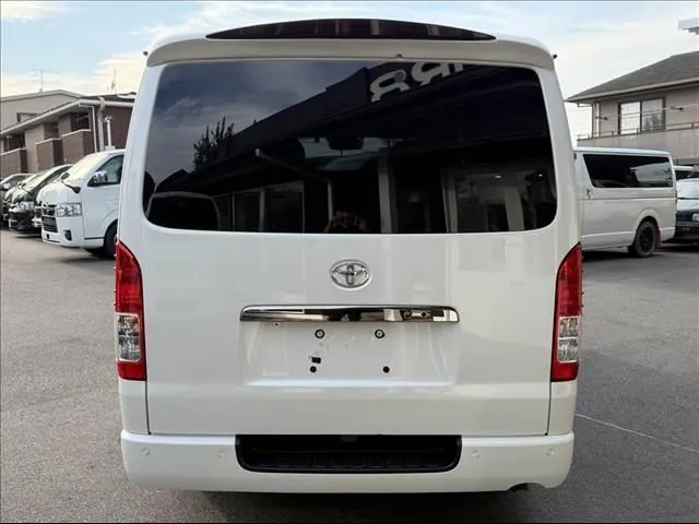 Toyota Hiace Gl 2023 photo 3