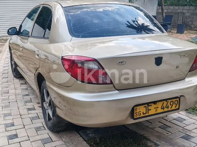 Kia Rio 2000 photo 3