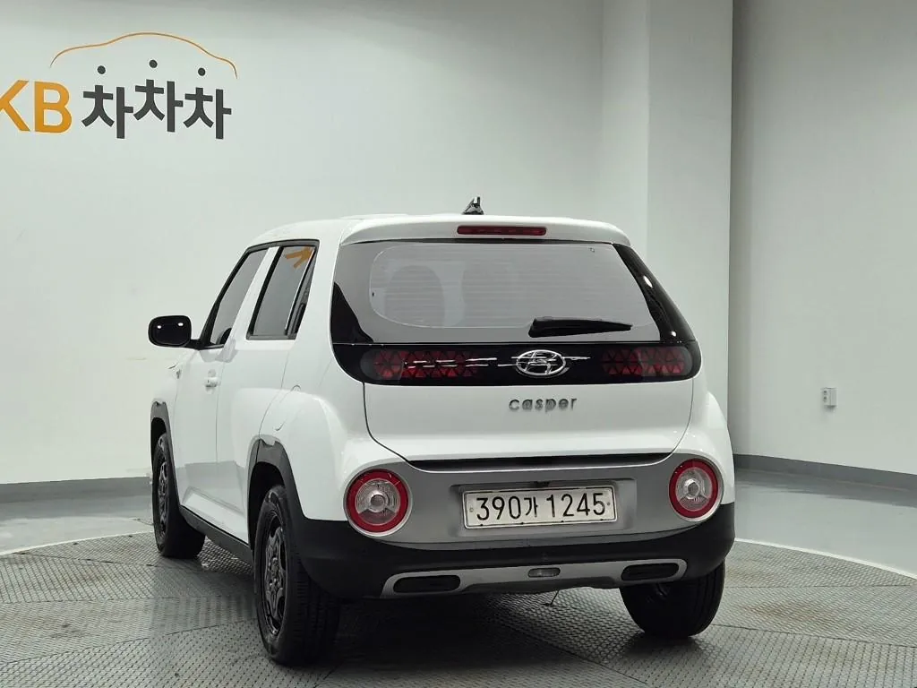 Hyundai Casper 2023 photo 2