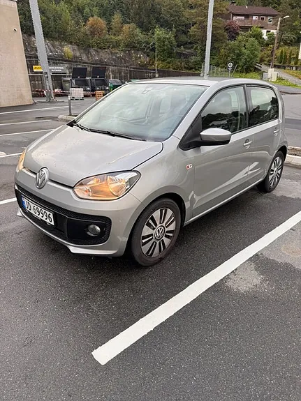 Volkswagen Up 2014 photo 2
