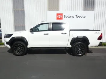 Toyota Hilux 2022 photo 5