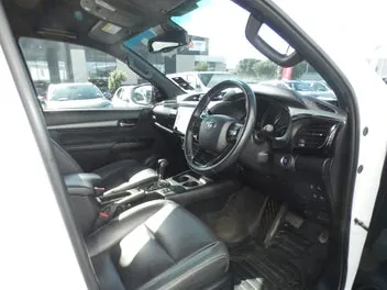 Toyota Hilux 2022 photo 3