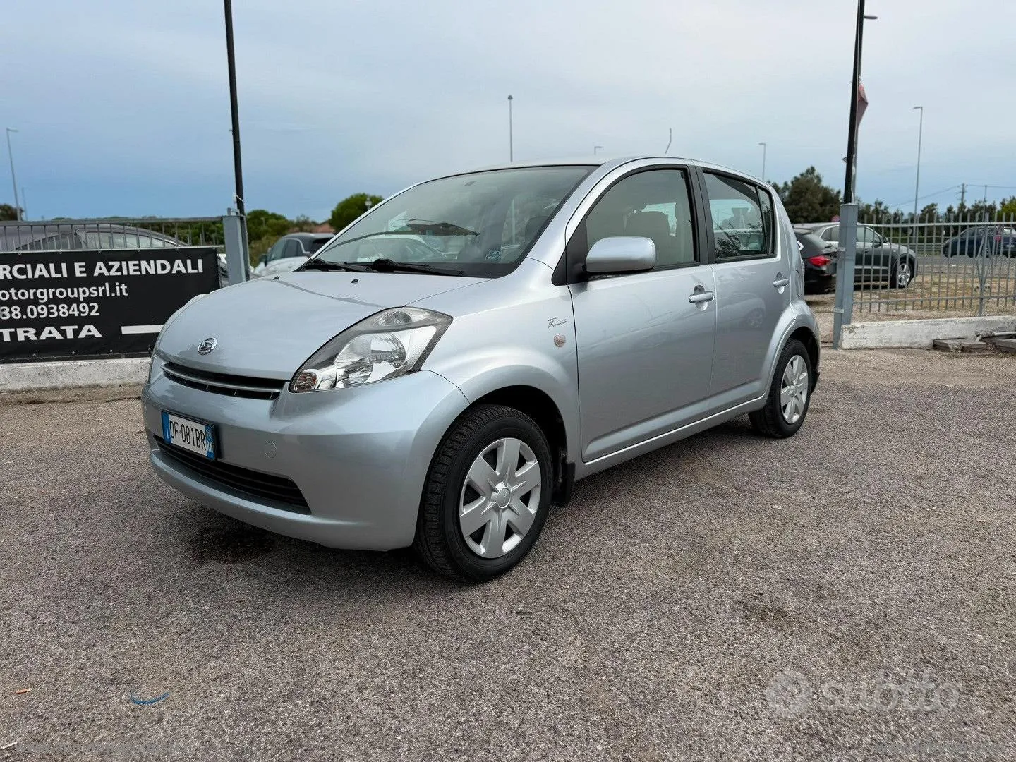 Daihatsu Sirion 2007 photo 2