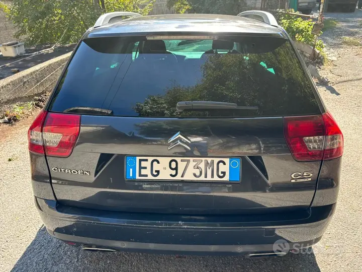 Citroen C5 2011 photo 3