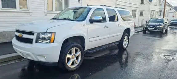 Chevrolet Suburban 2007 photo 2