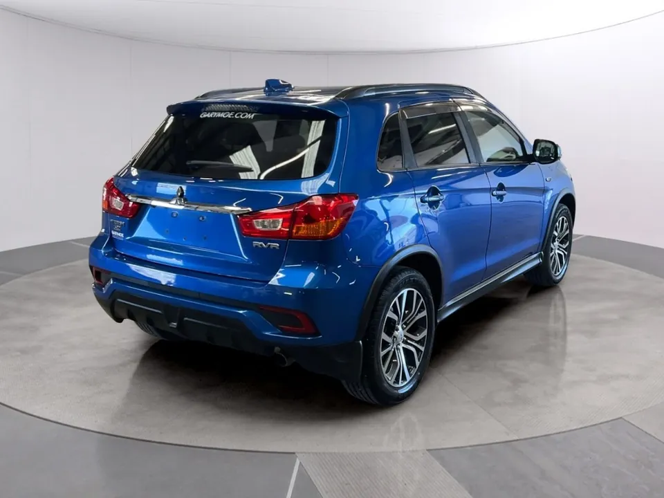 Mitsubishi Rvr 2018 photo 2