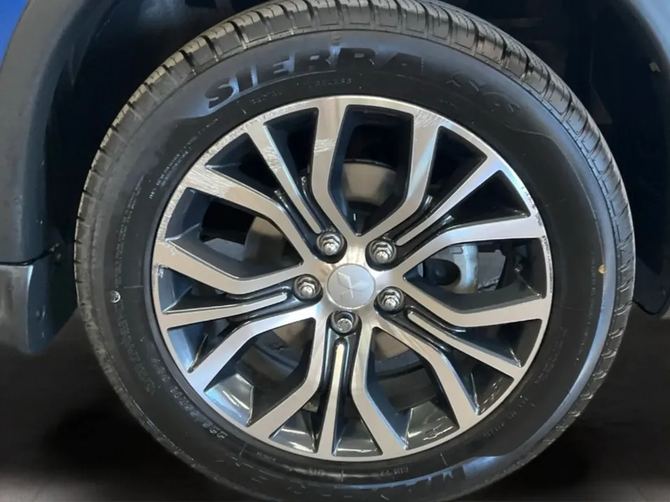 Mitsubishi Rvr 2018 photo 4