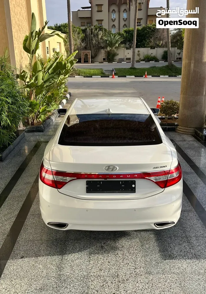 Hyundai Azera 2013 photo 2