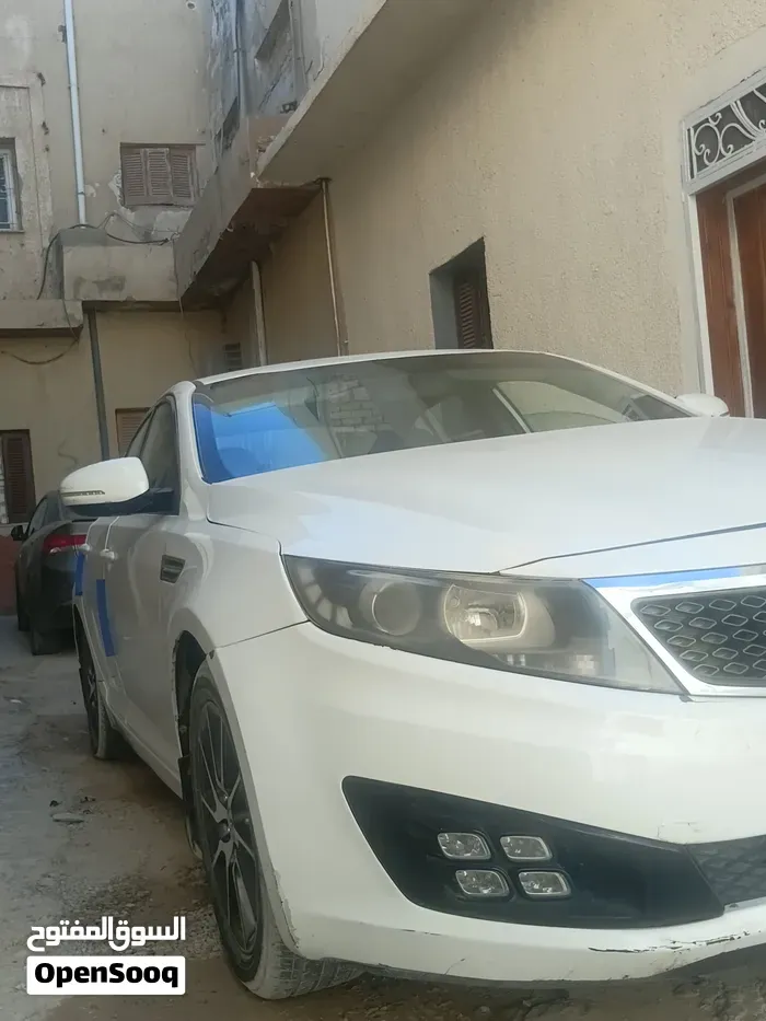 Kia K5 2012 photo 2