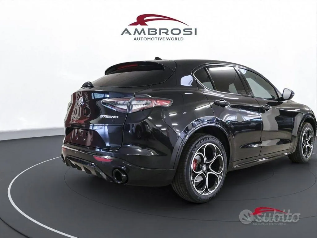 Alfa Romeo Stelvio 2026 photo 3