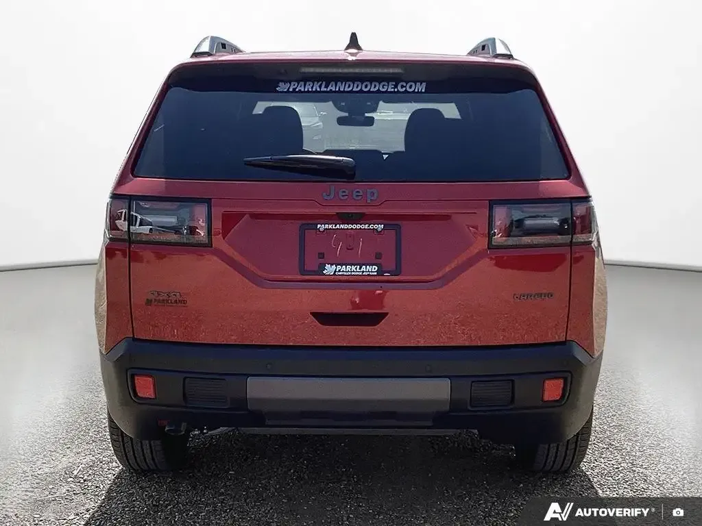 Jeep Cherokee 2026 photo 4