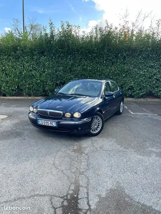 Jaguar X-Type