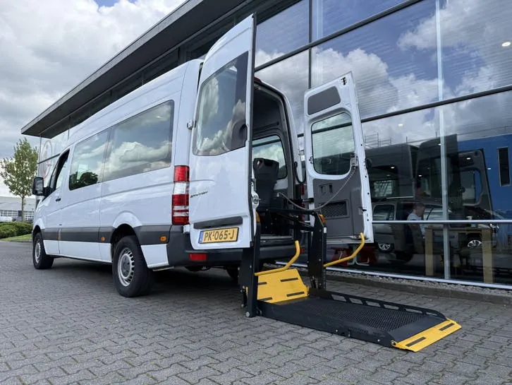 Mercedes-Benz Sprinter 2017 photo 2