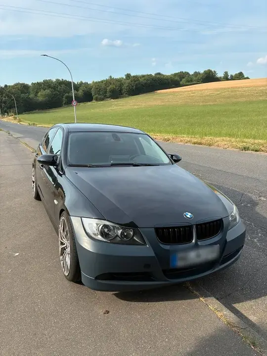 BMW 320I
