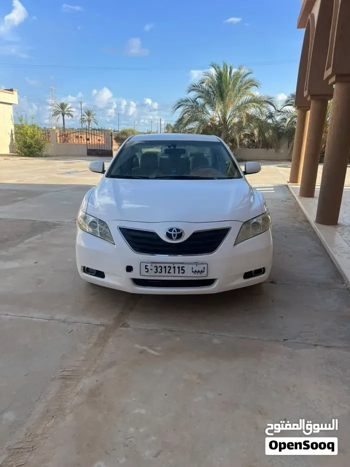 Toyota Camry 2010 photo 2