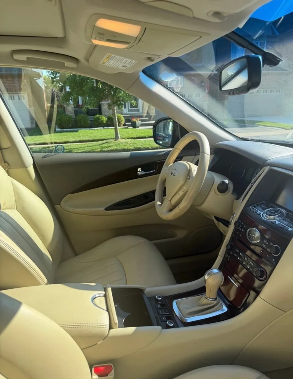 Infiniti Ex35 2010 photo 3