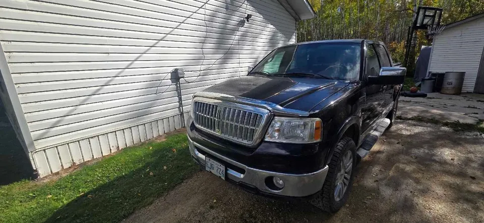 Lincoln Mark Lt 2007 photo 3