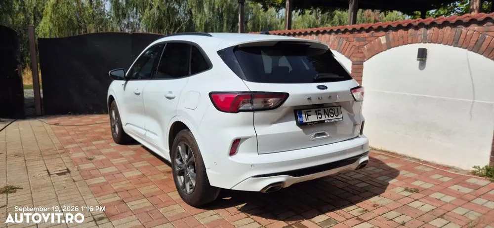 Ford Kuga 2023 photo 3