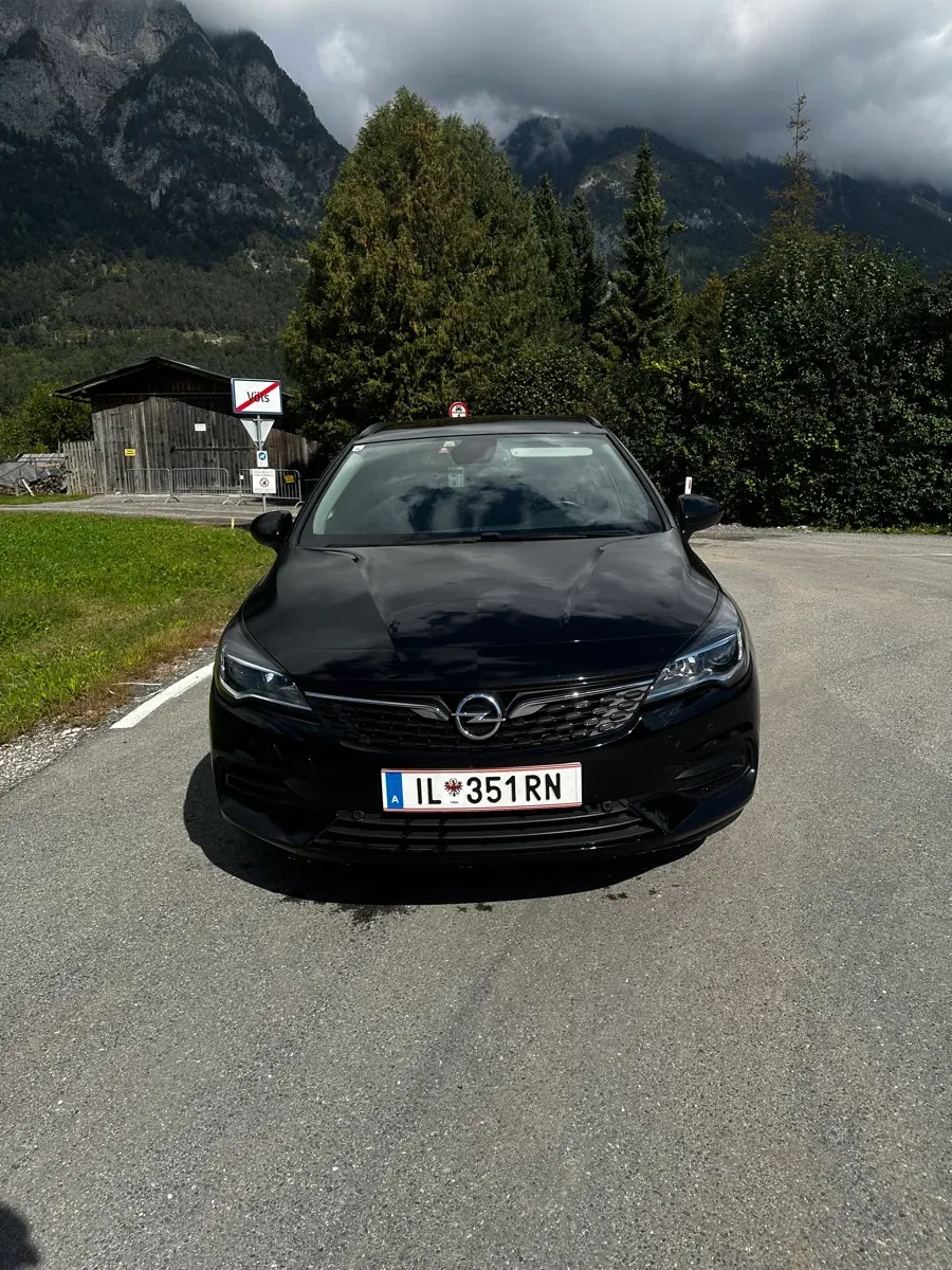 Opel Astra 2020 photo 3