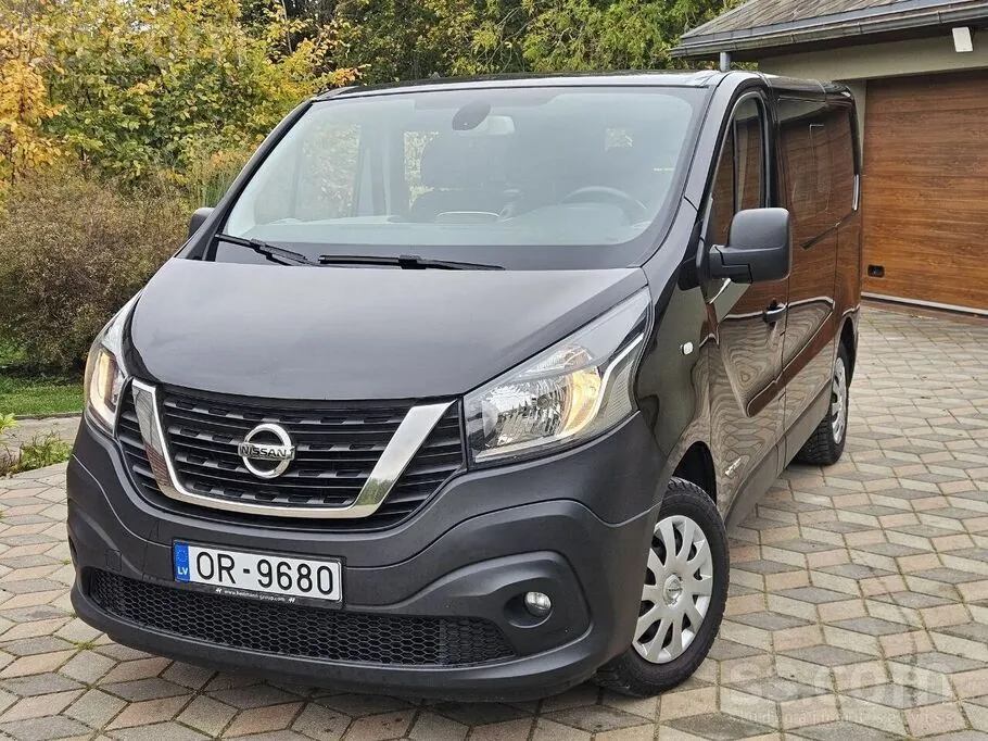 Nissan Nv300 2017 photo 2