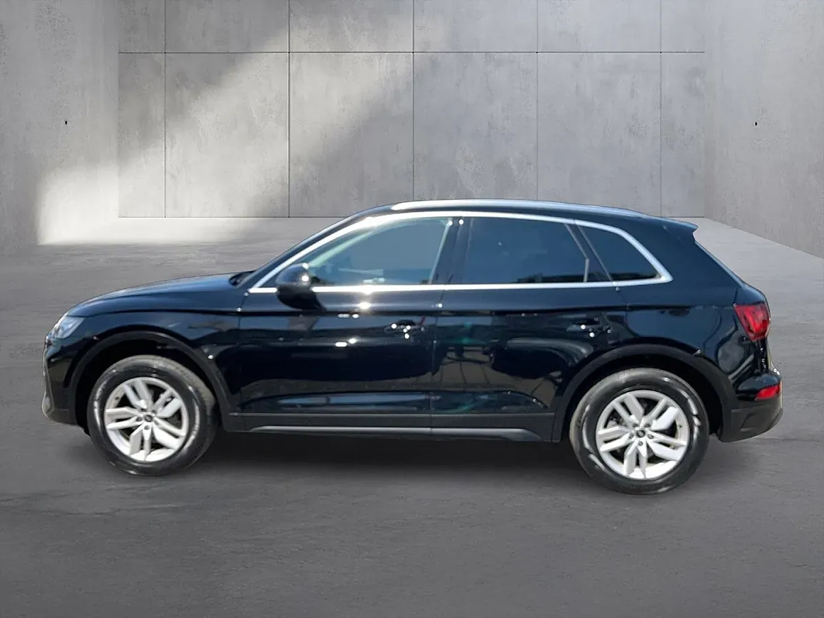 Audi Q5 2021 photo 2