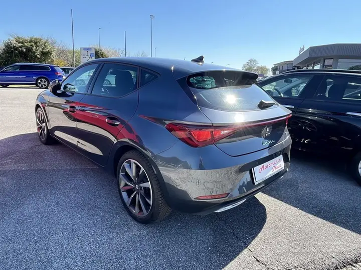 Seat Leon 2022 photo 4