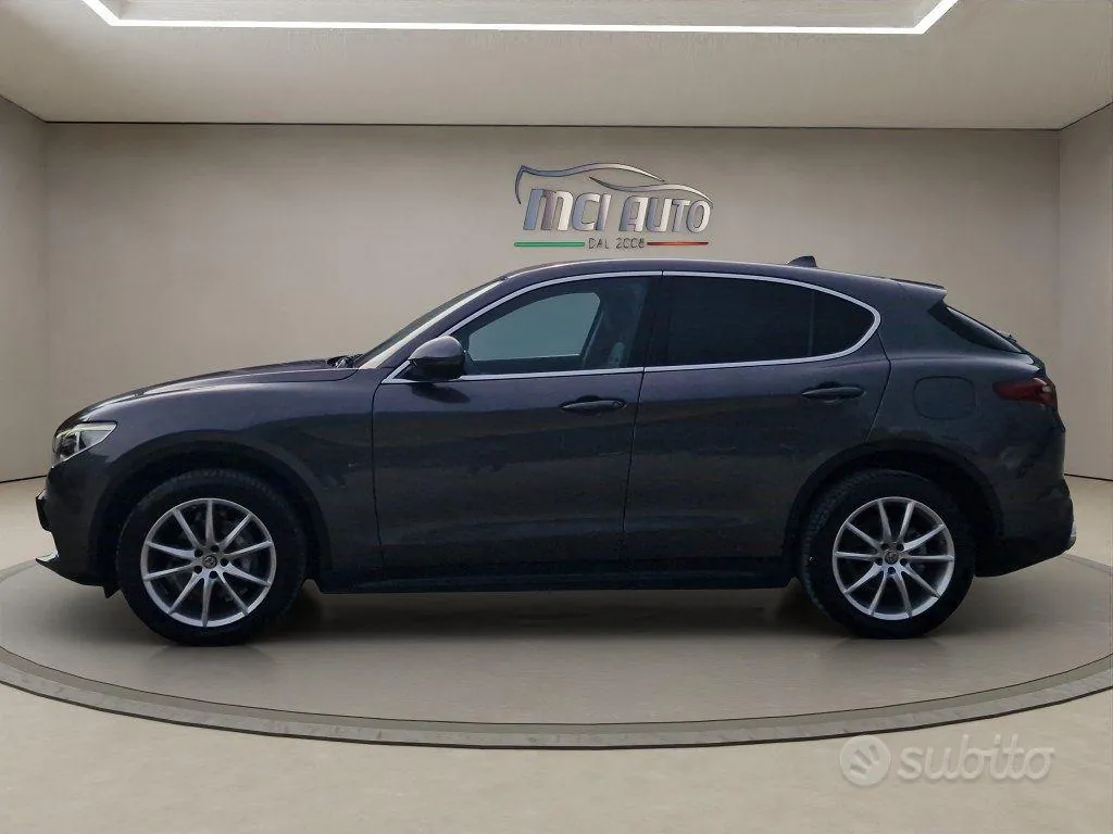 Alfa Romeo Stelvio 2018 photo 2