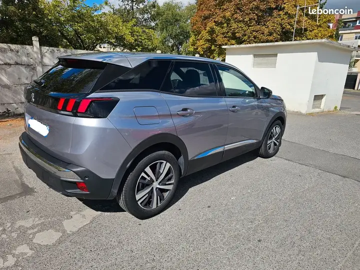 Peugeot 3008 2023 photo 2