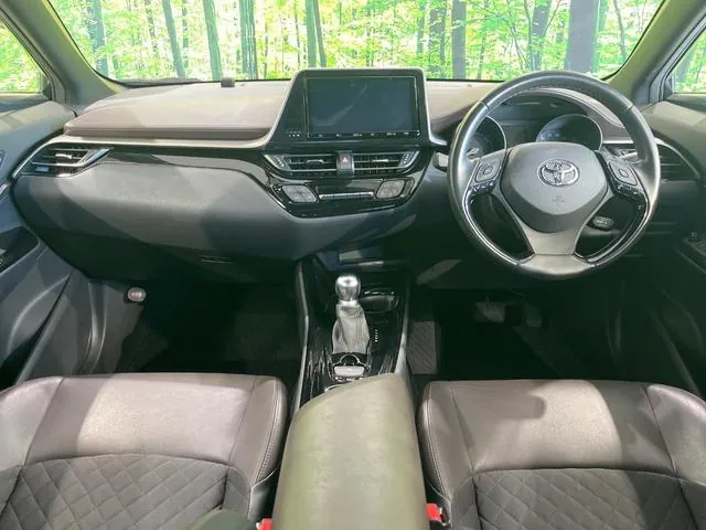Toyota C-Hr 2018 photo 2