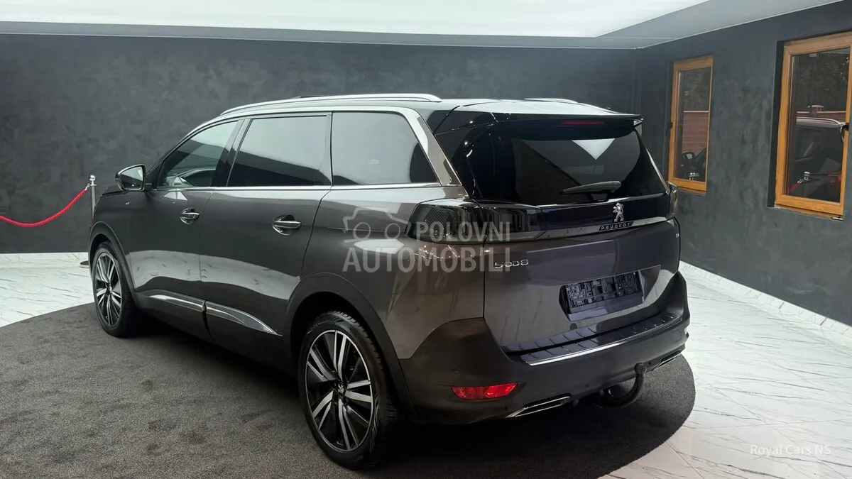 Peugeot 5008 2021 photo 3