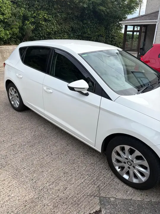 Seat Leon 2013 photo 4