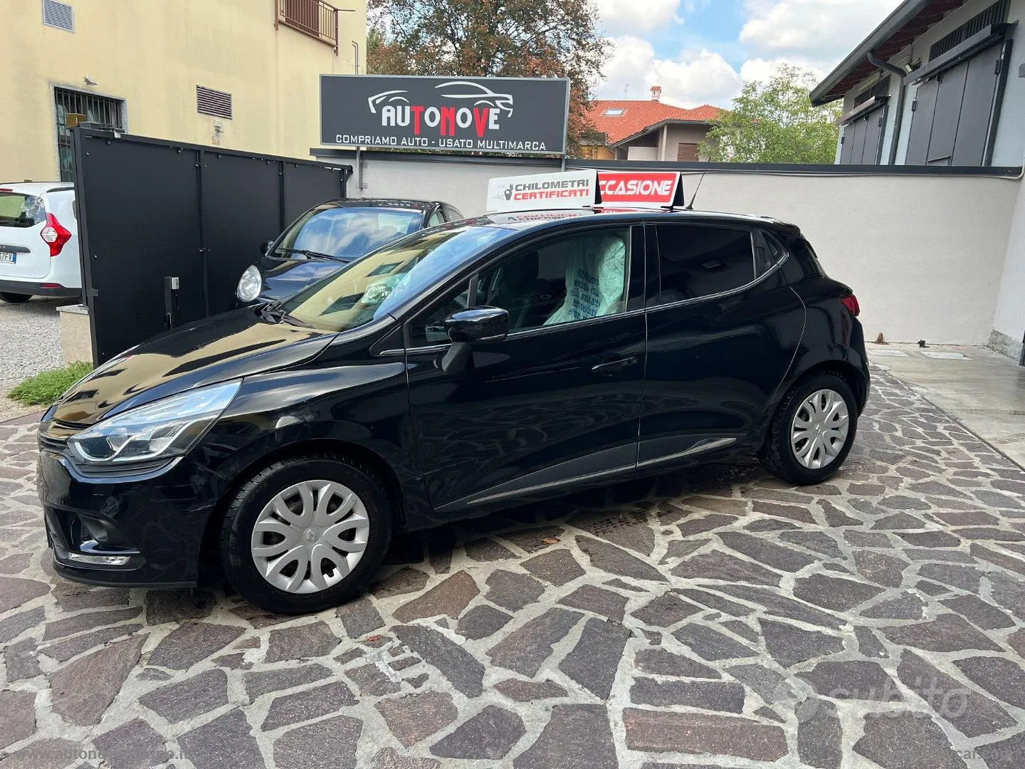 Renault Clio 2017 photo 2