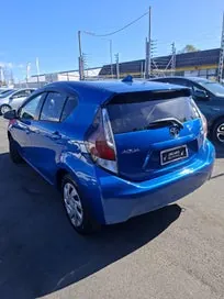 Toyota Aqua 2015 photo 5