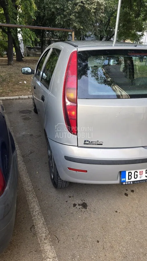 Fiat Punto 2010 photo 4