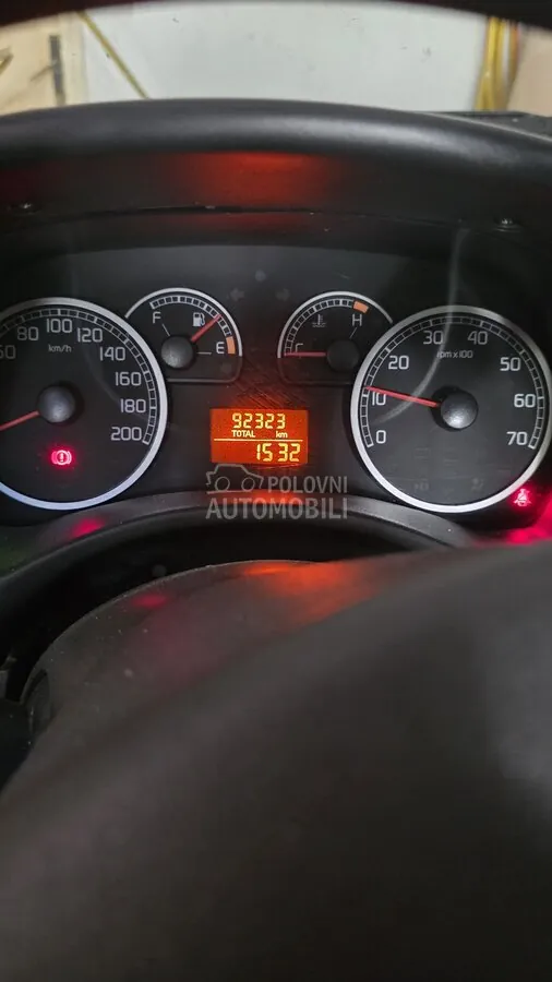 Fiat Punto 2010 photo 5