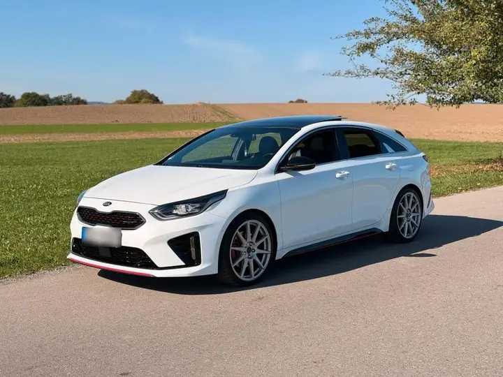 Kia Proceed Gt