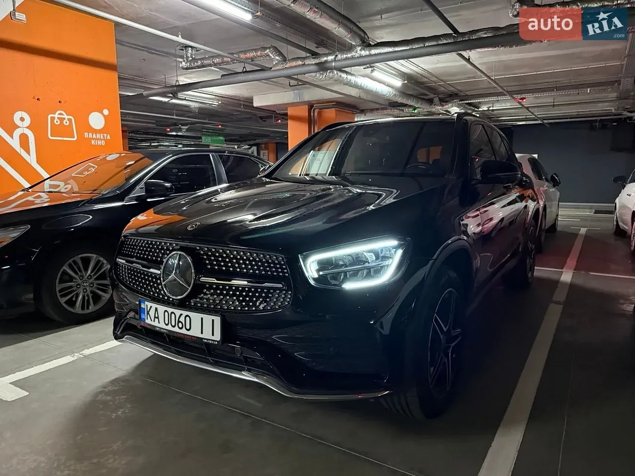 Mercedes-Benz Glc-Class 2019 photo 2