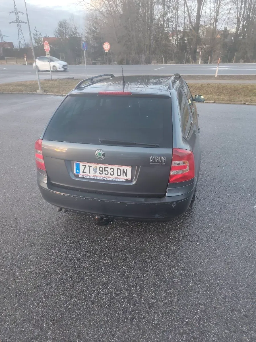 Skoda Octavia 2007 photo 3