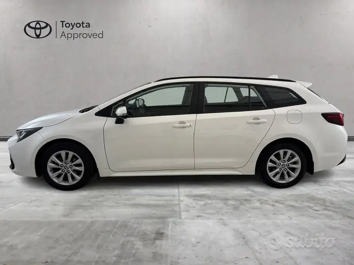 Toyota Corolla 2023 photo 3