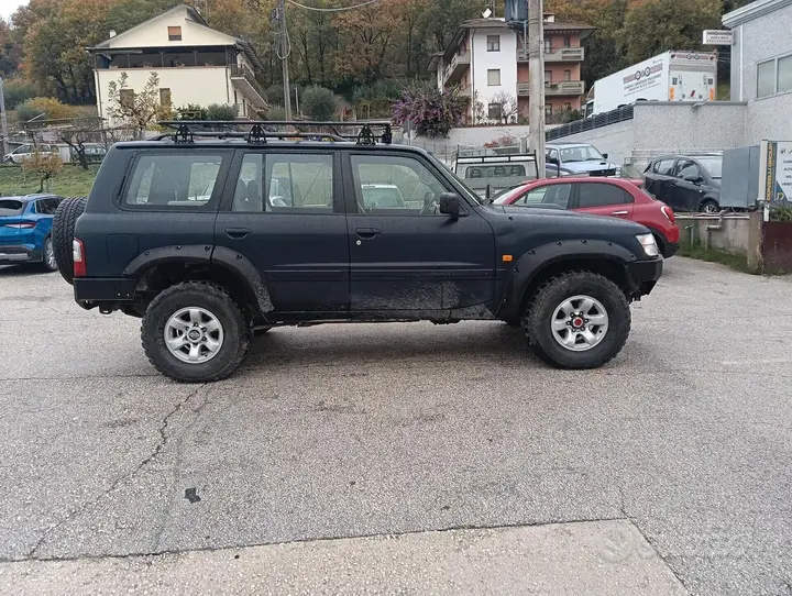 Nissan Patrol 1999 photo 3