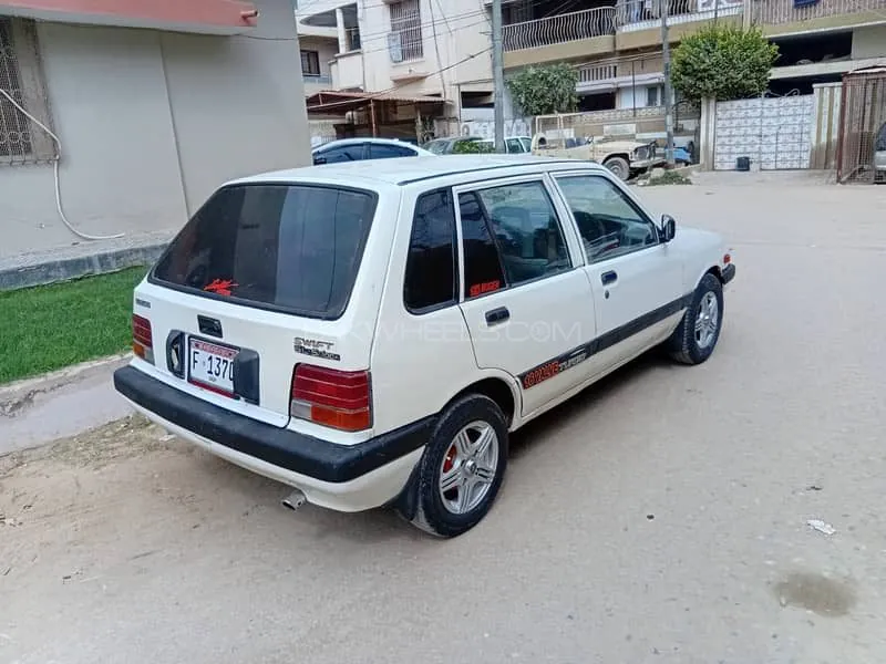Suzuki Khyber